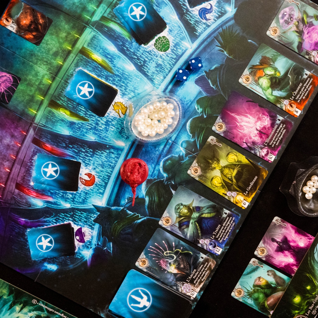Abyss: Review of the strategic board game